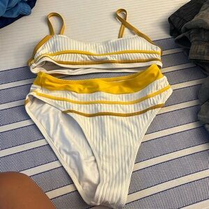 Medium cup she high wasted